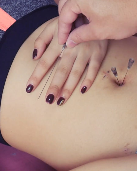 Crazy needle belly button 4-Sasa
