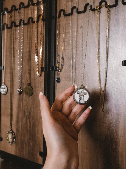 How to Choose the Perfect Belly Ring for Your Style